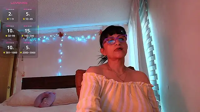 ISABEEL SOFIA01 online show from 02-27-26, 02:39