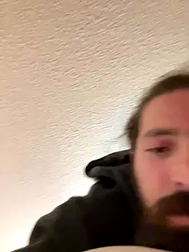 Snapshot of agitnizci13 chatting on 12-02-24, 10:45 agitnizci13 online show from 12-02-24, 10:45