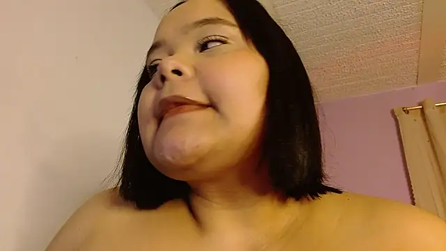 Snapshot of sexychubby___ chatting on 06-14-26, 12:41 sexychubby online show from 06-14-26, 12:41