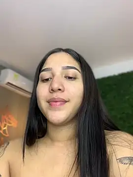 Amandanauty online show from 01-19-25, 07:04