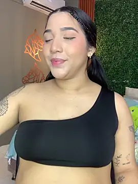 Amandanauty online show from 02-04-25, 01:02