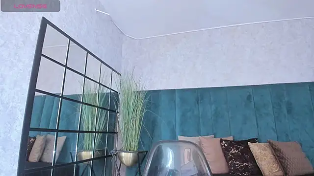 cintiagreyx online show from 02-09-26, 11:36