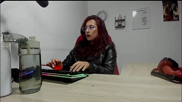 Scarlett Sen online show from 02-17-25, 03:42