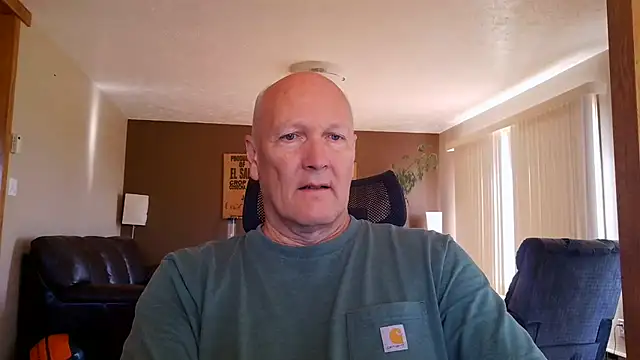Snapshot of BasicAnt chatting on 06-28-26, 02:34 BasicAnt online show from 06-28-26, 02:34