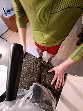 Snapshot of utoopia777 chatting on 12-19-25, 07:26 utoopia777 online show from 12-19-25, 07:26