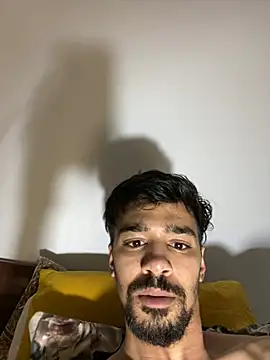 Snapshot of Hermanooooooo chatting on 04-14-26, 05:13 Hermanooooooo online show from 04-14-26, 05:13