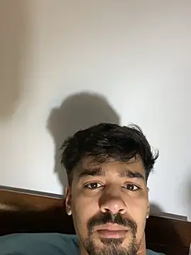Snapshot of Hermanooooooo chatting on 06-03-26, 12:52 Hermanooooooo online show from 06-03-26, 12:52