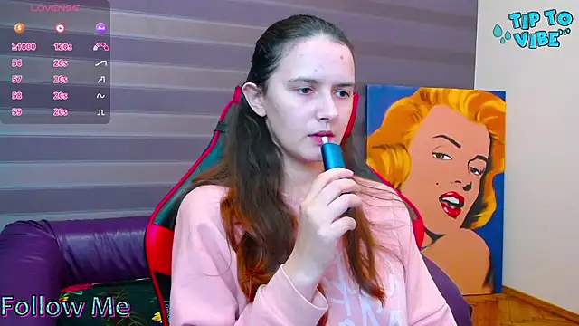 iris nikhols online show from 11-17-25, 09:42