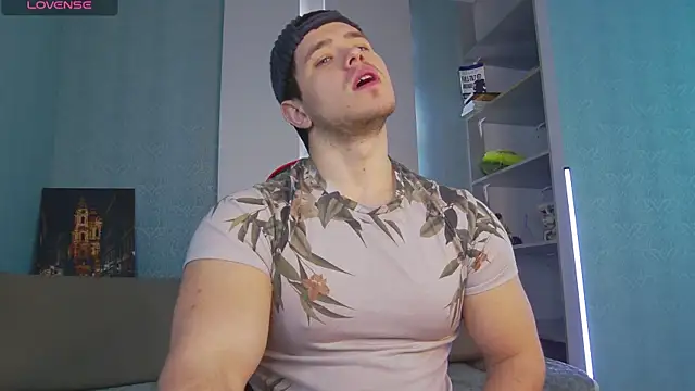 Snapshot of Arilas_ chatting on 03-23-25, 07:20 Arilas online show from 03-23-25, 07:20