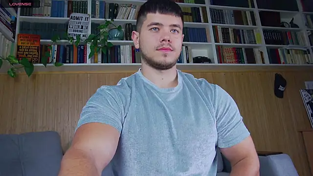 Snapshot of Arilas_ chatting on 09-17-25, 06:59 Arilas online show from 09-17-25, 06:59