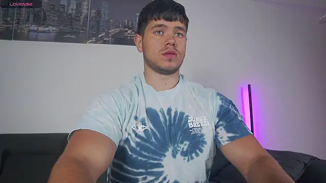 Arilas  online show from 12-20-25, 07:37