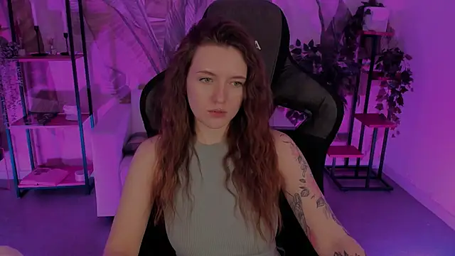 Snapshot of JennyDens chatting on 03-06-25, 05:46 JennyDens online show from 03-06-25, 05:46