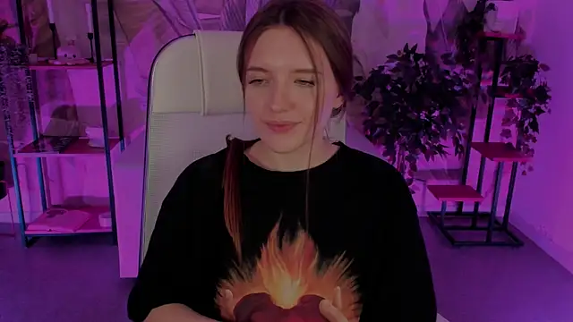 Snapshot of JennyDens chatting on 03-10-25, 05:43 JennyDens online show from 03-10-25, 05:43