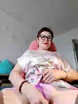 Snapshot of Fire_Night chatting on 01-29-25, 08:18 Fire Night online show from 01-29-25, 08:18