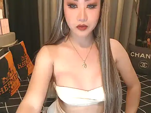 JustForCassie online show from 05-24-26, 03:22