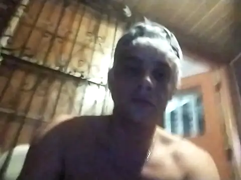 Snapshot of zack111g chatting on 01-02-25, 12:23 zack111g online show from 01-02-25, 12:23