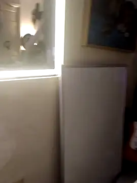 Snapshot of zack111g chatting on 01-12-25, 12:44 zack111g online show from 01-12-25, 12:44