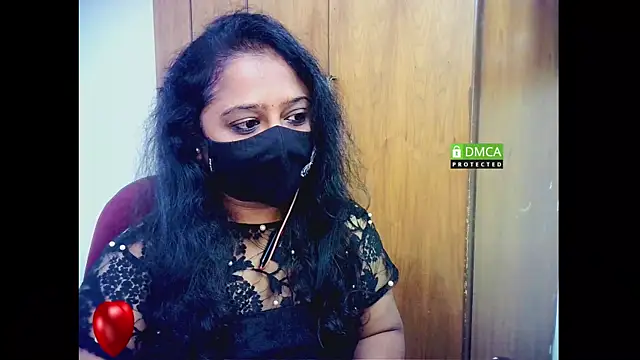 sexynayan23 online show from 09-26-25, 05:39