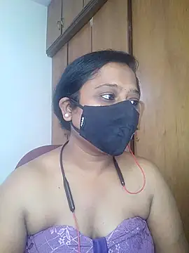 Snapshot of sexynayan23 chatting on 04-28-26, 05:34 sexynayan23 online show from 04-28-26, 05:34