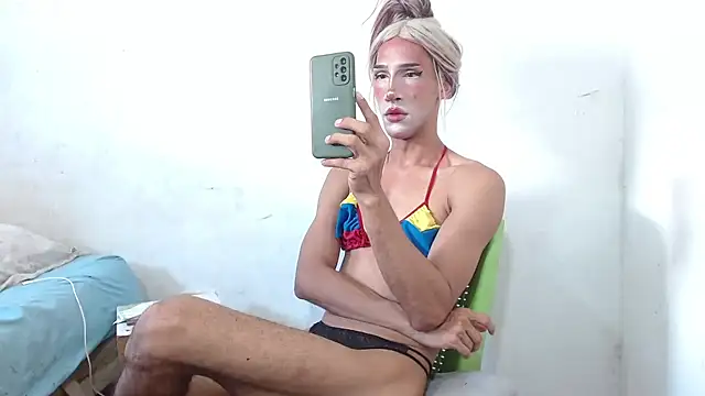 Snapshot of -Anarka- chatting on 09-29-25, 05:18 -Anarka- online show from 09-29-25, 05:18