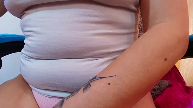 klylls squirt  online show from 03-19-26, 08:02