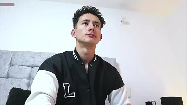  Alexxx online show from 02-04-25, 10:55