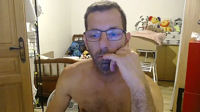 Snapshot of steph19x5 chatting on 07-09-26, 07:07 steph19x5 online show from 07-09-26, 07:07