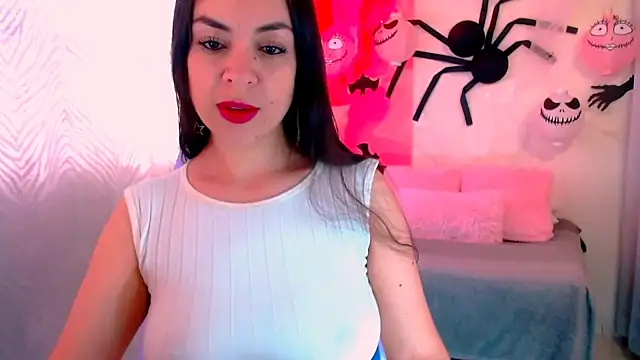 Snapshot of LATINGODDESS_X chatting on 10-06-25, 02:25 LATINGODDESS X online show from 10-06-25, 02:25