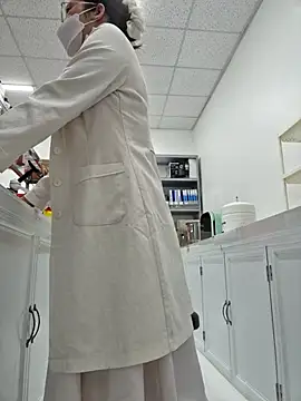 Snapshot of HinaLovely chatting on 03-03-26, 03:34 HinaLovely online show from 03-03-26, 03:34