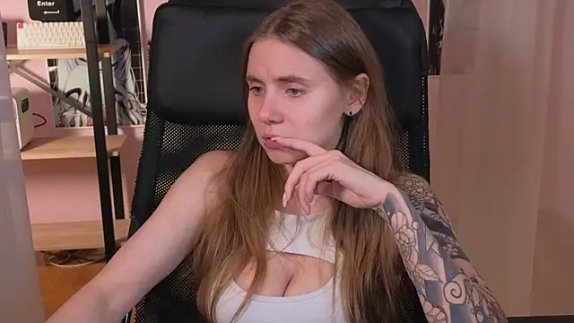  AnnaStark  online show from 09-27-25, 08:14