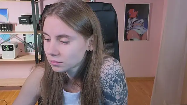  AnnaStark  online show from 10-01-25, 08:26