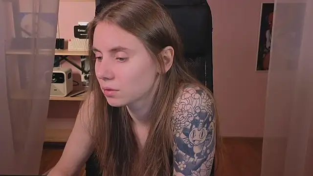  AnnaStark  online show from 10-04-25, 08:07