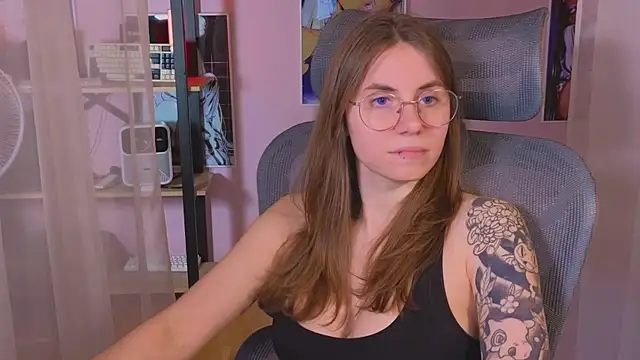  AnnaStark  online show from 05-16-26, 07:56