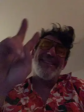 maxximere online show from 04-19-26, 01:05