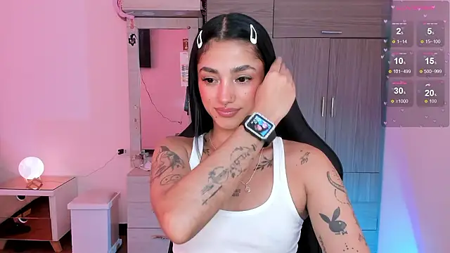 Lizzie corner v online show from 03-04-26, 03:07