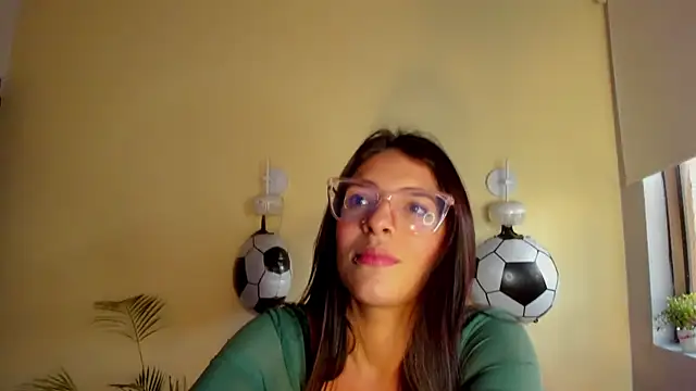 annyluna1 online show from 07-06-26, 11:51