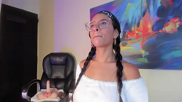 annyluna1 online show from 07-18-26, 12:20
