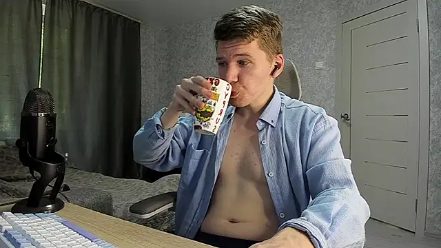 Bananas dick online show from 06-08-26, 08:48