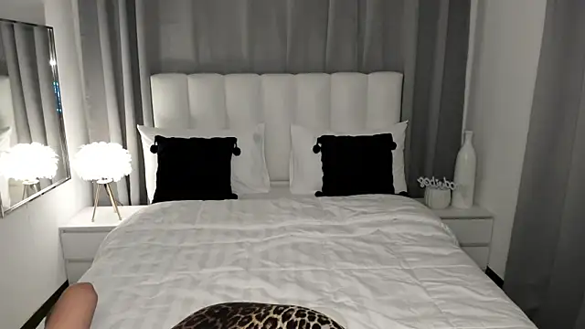 LustfulMonica online show from 03-08-26, 01:04