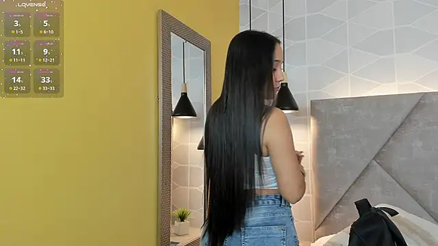 Snapshot of Sammy_Fit_ chatting on 04-23-26, 12:29 Sammy Fit online show from 04-23-26, 12:29