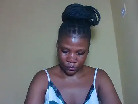 Snapshot of Sweetbaby004 chatting on 07-16-26, 01:55 Sweetbaby004 online show from 07-16-26, 01:55