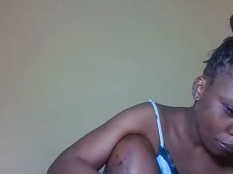 Snapshot of Sweetbaby004 chatting on 07-19-26, 07:06 Sweetbaby004 online show from 07-19-26, 07:06