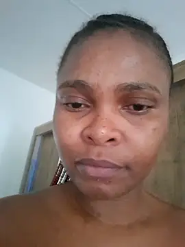 SweetAppleCandyxx online show from 11-06-25, 08:48