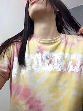 Amira Milker online show from 03-20-25, 12:43