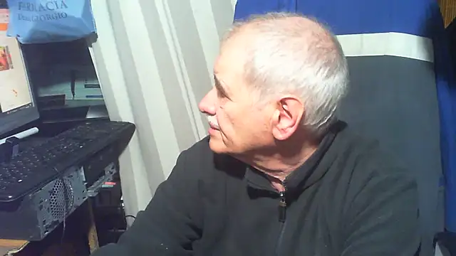 Snapshot of nonnomaturobisex chatting on 04-25-26, 09:12 nonnomaturobisex online show from 04-25-26, 09:12