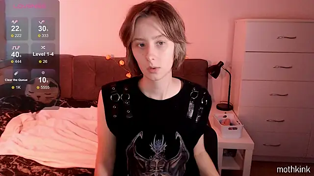 mothkink online show from 10-27-25, 02:54