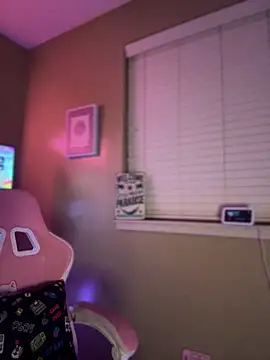 Tikalalin online show from 10-17-25, 12:41