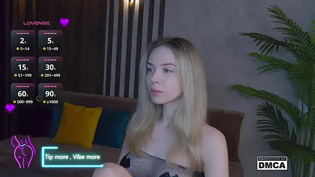 Holl1Would online show from 02-21-25, 03:34