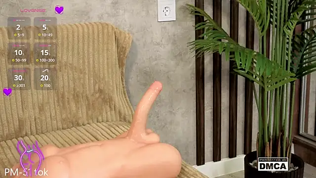 Holl1Would online show from 03-09-26, 07:56