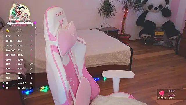 CyrilaPuff online show from 12-22-24, 05:34